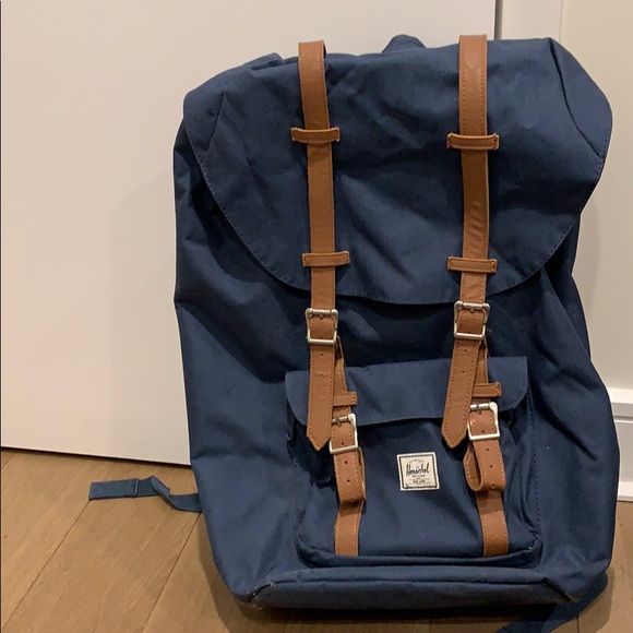 herschel little america large